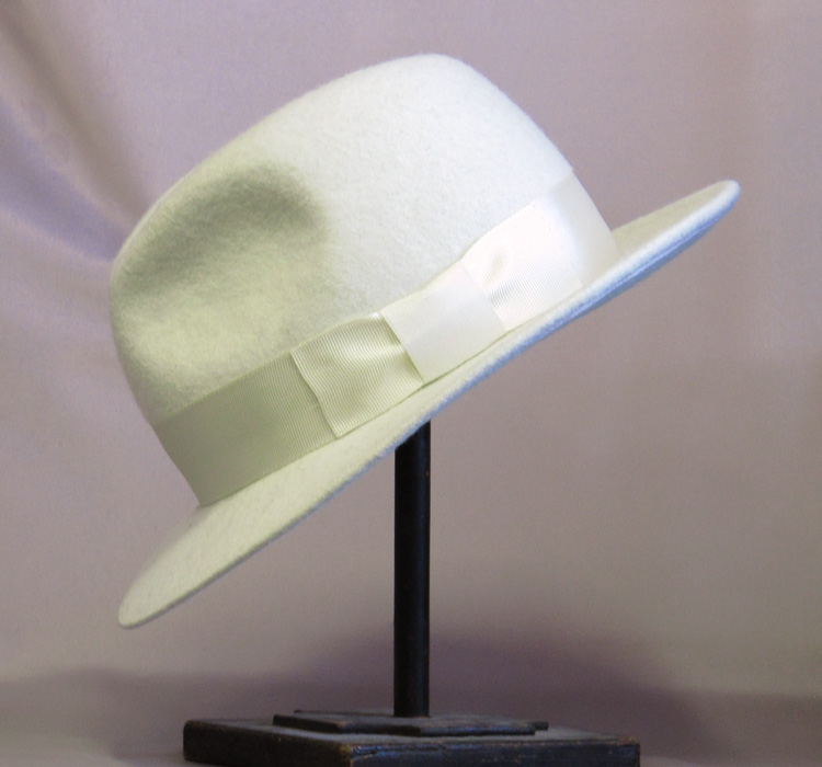 летняя мужская шляпа